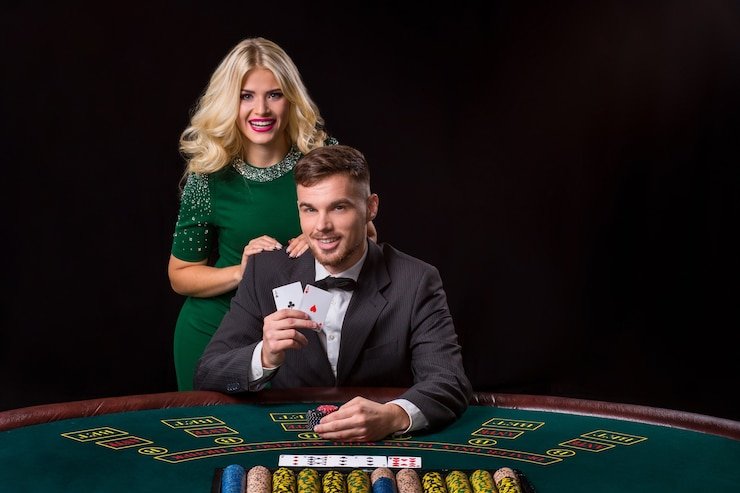 hawkbet mobile app interface showing live-dealer table selection on Android device