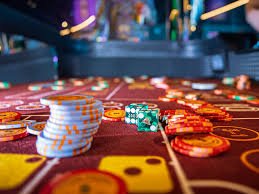 hawkbet Number Table live draw interface with bet selection and live dealer broadcast
